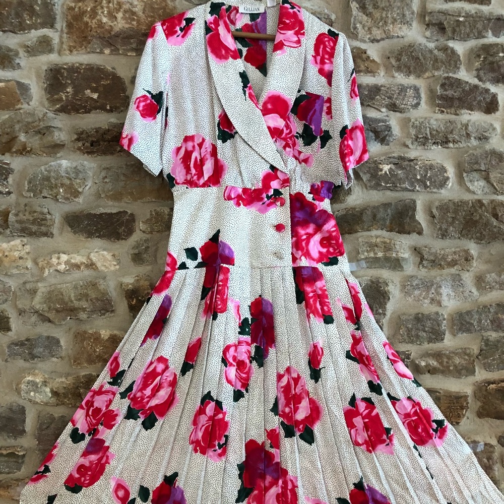 Gillian : Red Rose Dress w/ belt